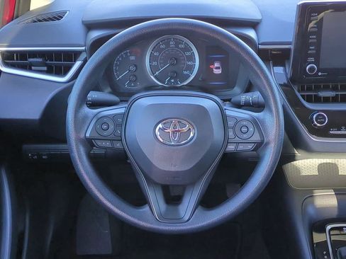 Used 2022 Toyota Corolla LE image 20