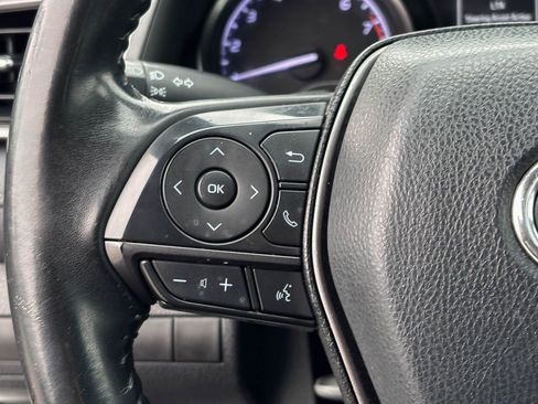 Used 2021 Toyota Camry SE image 24