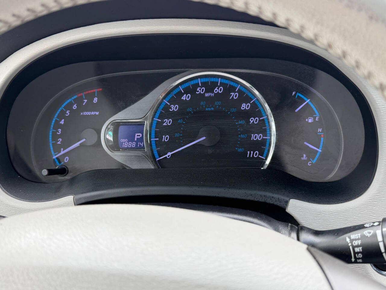 Used 2012 Toyota Sienna XLE FWD image 21
