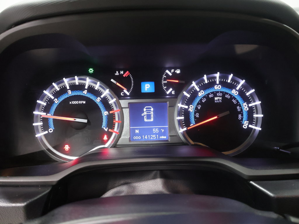 Used 2015 Toyota 4Runner Limited AWD/4WD image 36