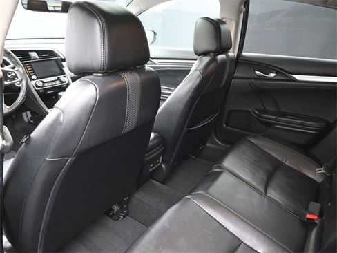 Used 2020 Honda Civic Touring image 28