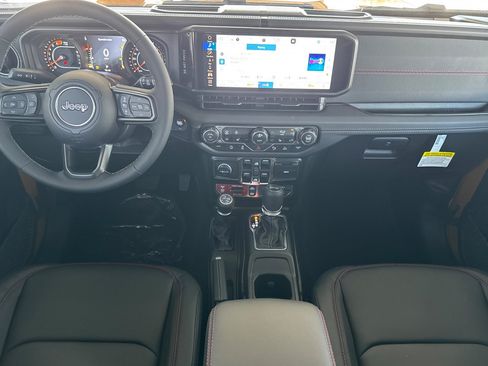 New 2026 Jeep Wrangler Unlimited Rubicon AWD/4WD image 12