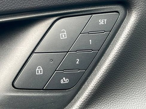 Used 2026 Chevrolet Equinox RS w/ Convenience Package III AWD/4WD image 19