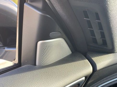 Used 2023 INFINITI Q50 Sensory image 20