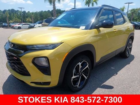 Used 2023 Chevrolet TrailBlazer RS w/ Sun and Liftgate Package AWD/4WD image 1