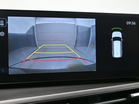 Used 2025 Hyundai Santa Fe SEL image 21