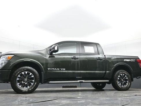 Used 2019 Nissan Titan PRO-4X w/ Pro-4x Convenience Package image 35
