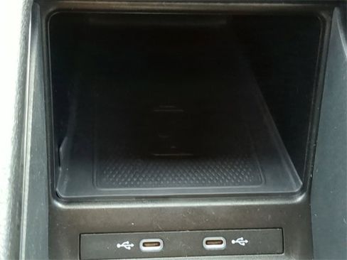 Certified 2021 Volkswagen ID.4 Pro w/ ID.4 Protection Package image 23