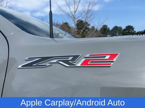 Used 2024 Chevrolet Silverado 2500 ZR2 w/ Technology Package image 14