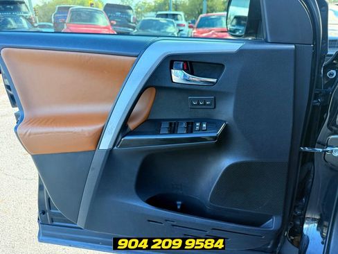 Used 2016 Toyota RAV4 Limited FWD image 64