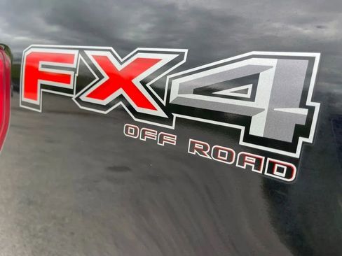 Used 2021 Ford F150 Lariat w/ Max Trailer Tow Package AWD/4WD image 11