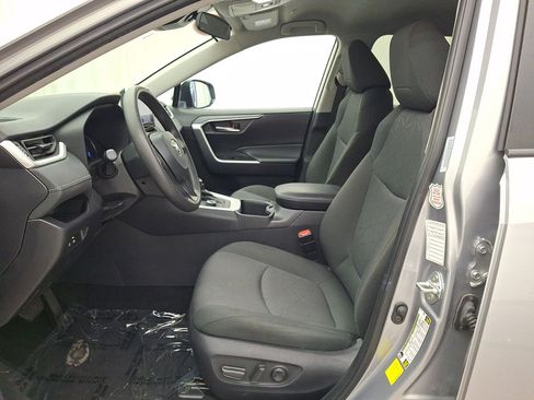 Certified 2025 Toyota RAV4 XLE AWD/4WD image 15