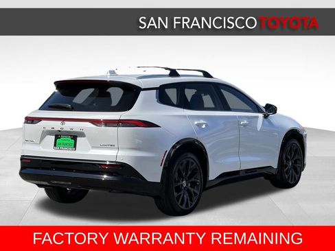 Certified 2025 Toyota Crown Signia Limited image 5