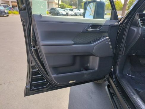 Used 2024 Lexus GX 550 AWD/4WD image 14