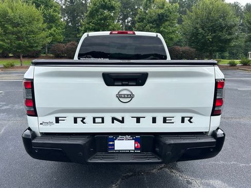 Used 2022 Nissan Frontier S w/ Technology Package RWD image 17