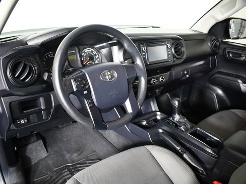 Used 2017 Toyota Tacoma SR image 23