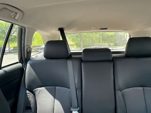 Used 2014 Subaru Outback 2.5i Limited w/ Moonroof Package AWD/4WD image 29