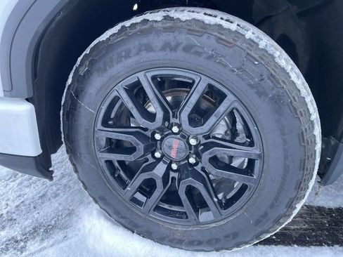 Used 2023 GMC Sierra 1500 Pro w/ Graphite Edition image 32