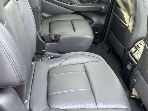 Used 2025 Subaru Ascent Bronze Edition image 15