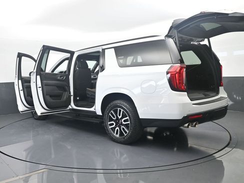 Used 2023 GMC Yukon XL AT4 AWD/4WD image 83