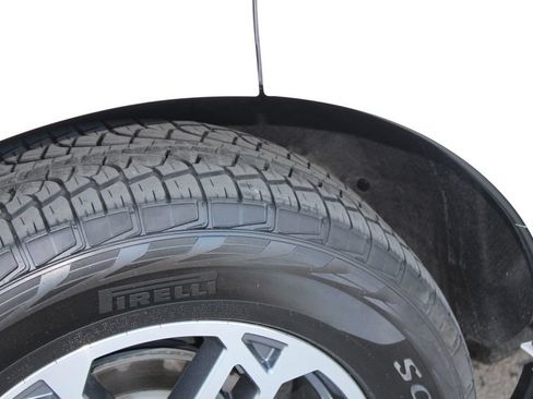 Used 2025 Ford Expedition Active AWD/4WD image 56