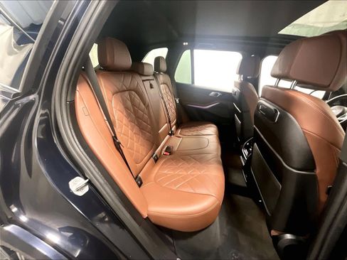 Used 2024 BMW X5 xDrive40i w/ M Sport Package image 16