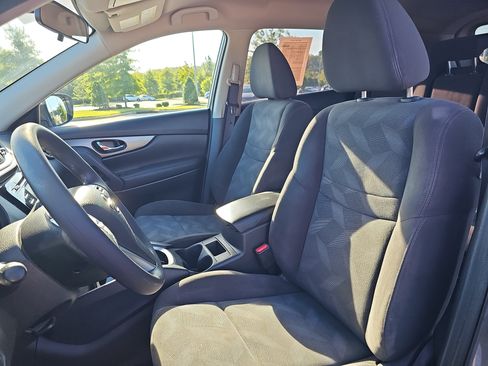 Used 2016 Nissan Rogue S AWD/4WD image 15