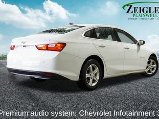Used 2024 Chevrolet Malibu LS w/ Driver Confidence Package video 3