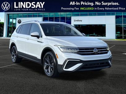 Used 2023 Volkswagen Tiguan SE w/ Panoramic Sunroof Package