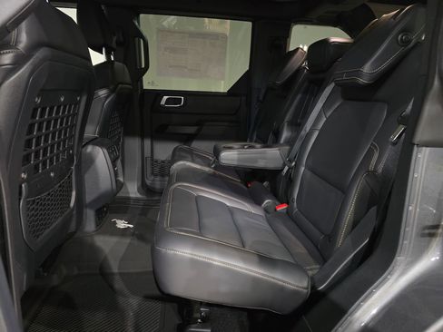 New 2025 Ford Bronco Badlands image 33