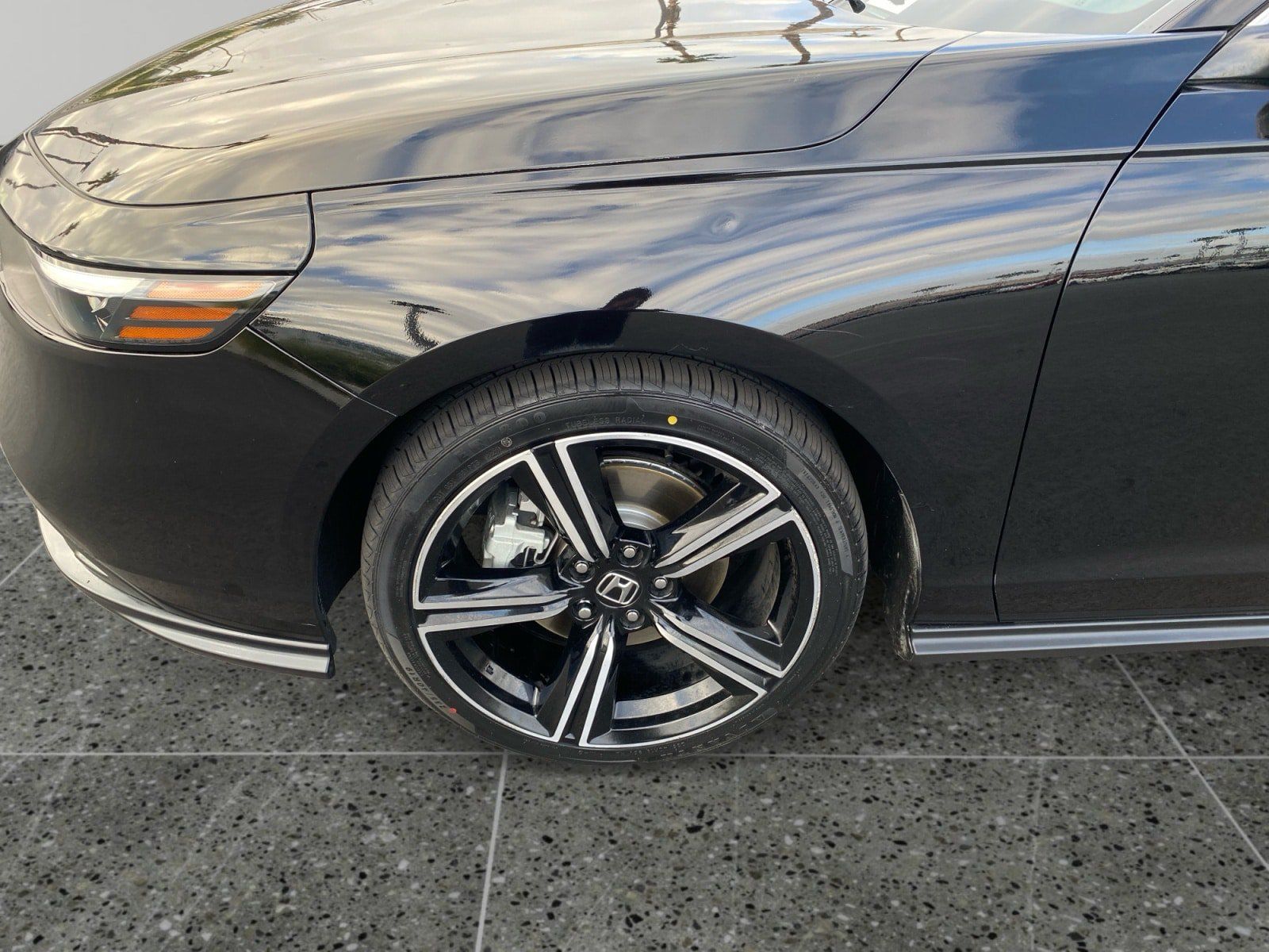 Used 2023 Honda Accord Sport image 14