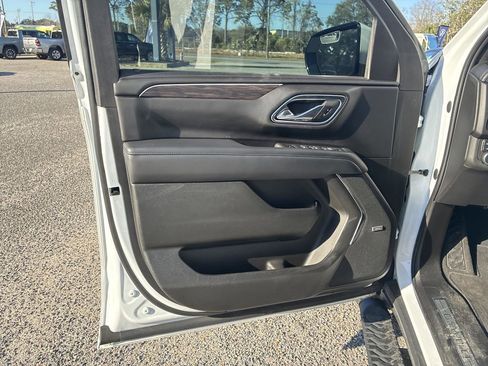 Used 2023 Chevrolet Tahoe Z71 image 15