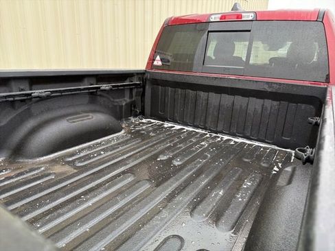 Used 2023 RAM 1500 Limited w/ Off Road Group AWD/4WD image 8