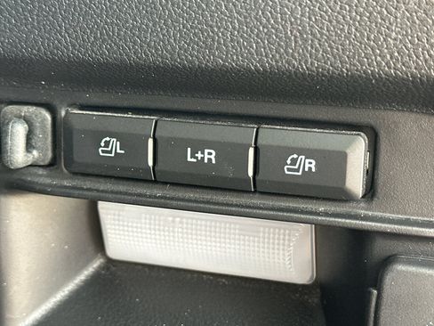 Used 2023 Ford Explorer Limited w/ Equipment Group 301A RWD image 37
