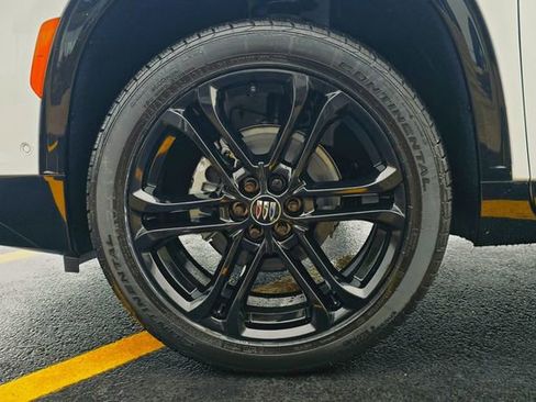 New 2026 Buick Enclave Sport Touring w/ Super Cruise Package image 10