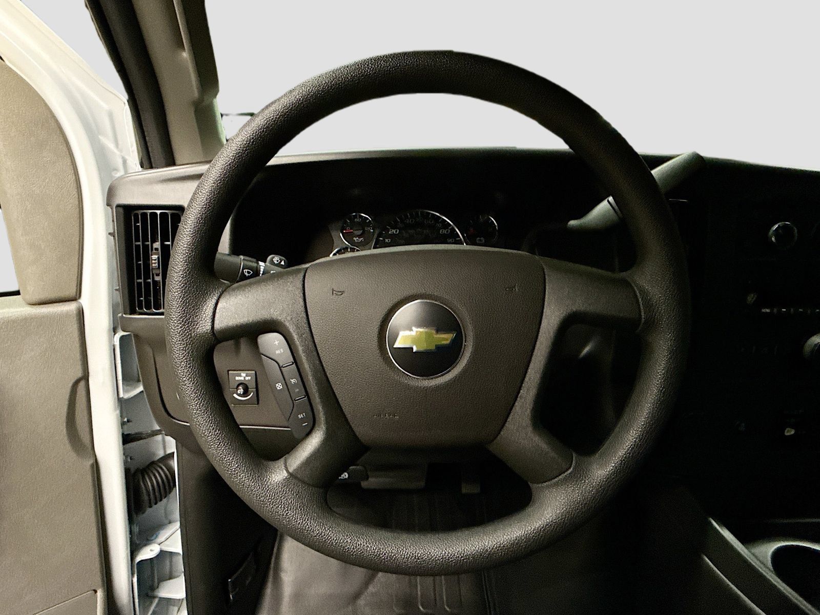 Used 2025 Chevrolet Express 2500 w/ Driver Convenience Package RWD image 14