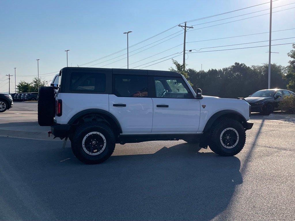 Used 2023 Ford Bronco Badlands w/ Sasquatch Package AWD/4WD image 8