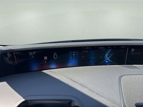 New 2026 Lincoln Nautilus Premier w/ Equipment Group 102A AWD/4WD image 13