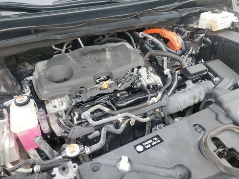 Used 2021 Toyota Sienna XLE AWD/4WD image 36