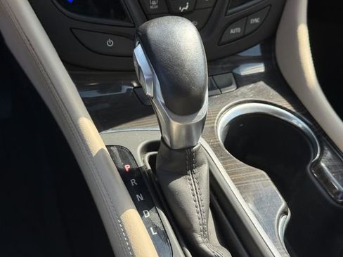 Used 2019 Buick Envision Preferred image 18