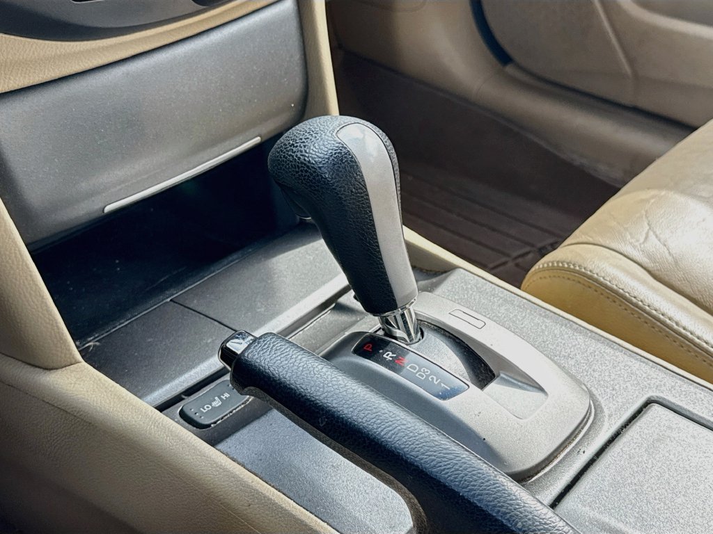 Used 2012 Honda Accord EX-L image 21
