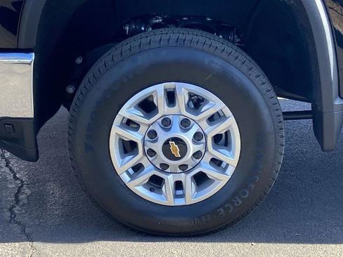 Used 2023 Chevrolet Silverado 2500 LT w/ Convenience Package image 24