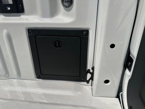 New 2025 Ford F150 Lariat w/ Equipment Group 501A Mid image 17