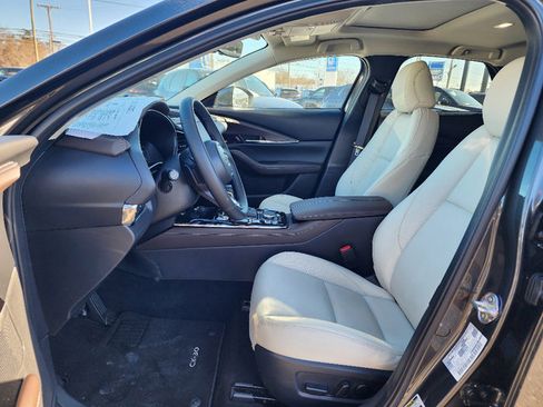 Certified 2025 MAZDA CX-30 AWD 2.5 S w/ Premium Package image 34