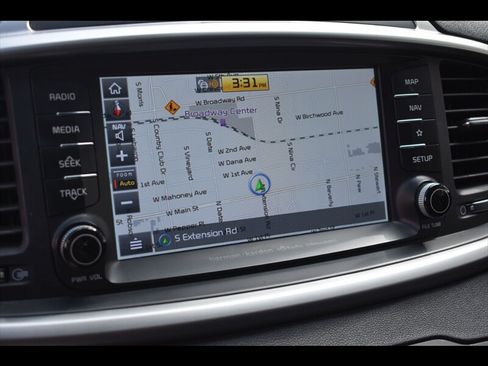 Used 2019 Kia Sorento EX w/ EX Touring Package FWD image 10