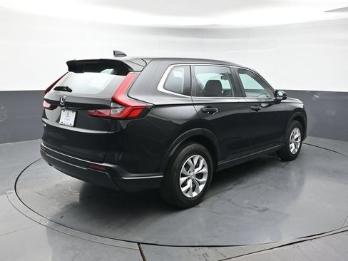 Used 2023 Honda CR-V LX image 6