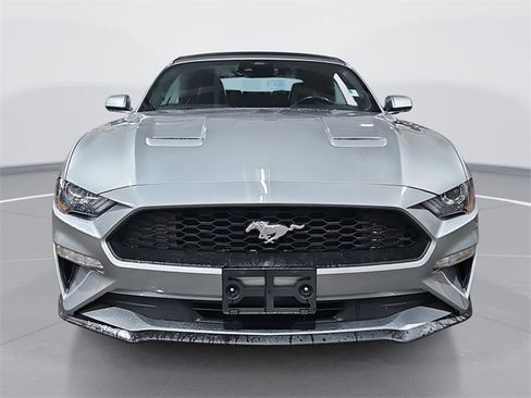Used 2022 Ford Mustang Premium image 8