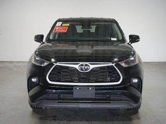 Certified 2024 Toyota Highlander LE video 2