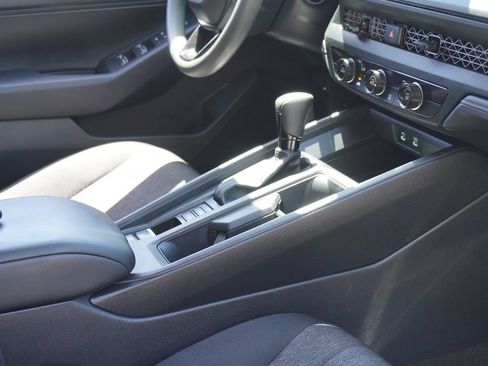 Used 2025 Honda Accord LX image 13