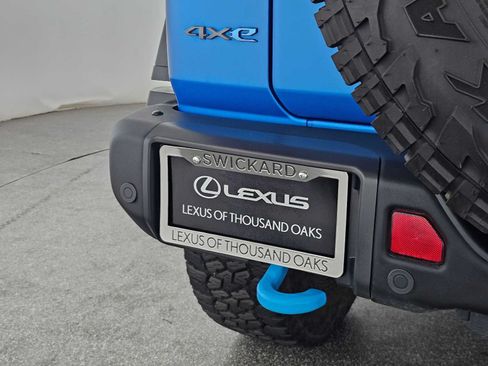 Used 2023 Jeep Wrangler Unlimited Rubicon 4xe AWD/4WD image 13